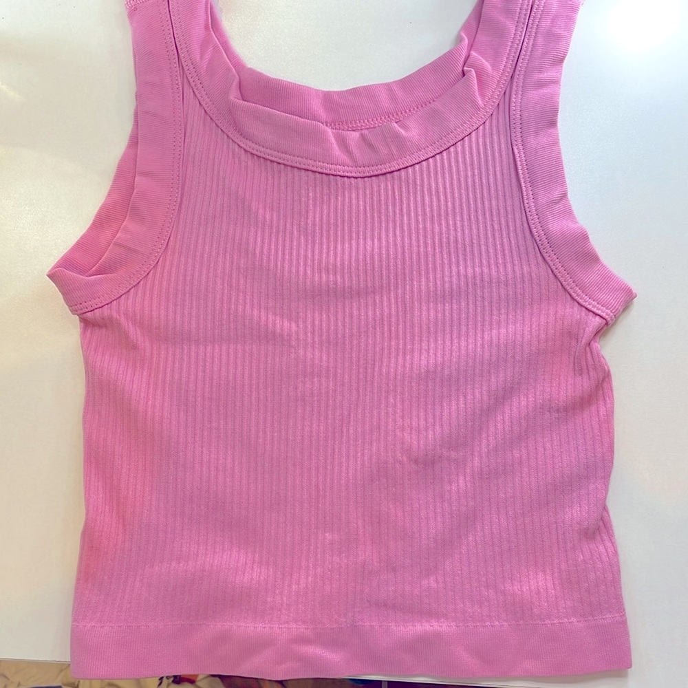 hot pink ribbed tank top